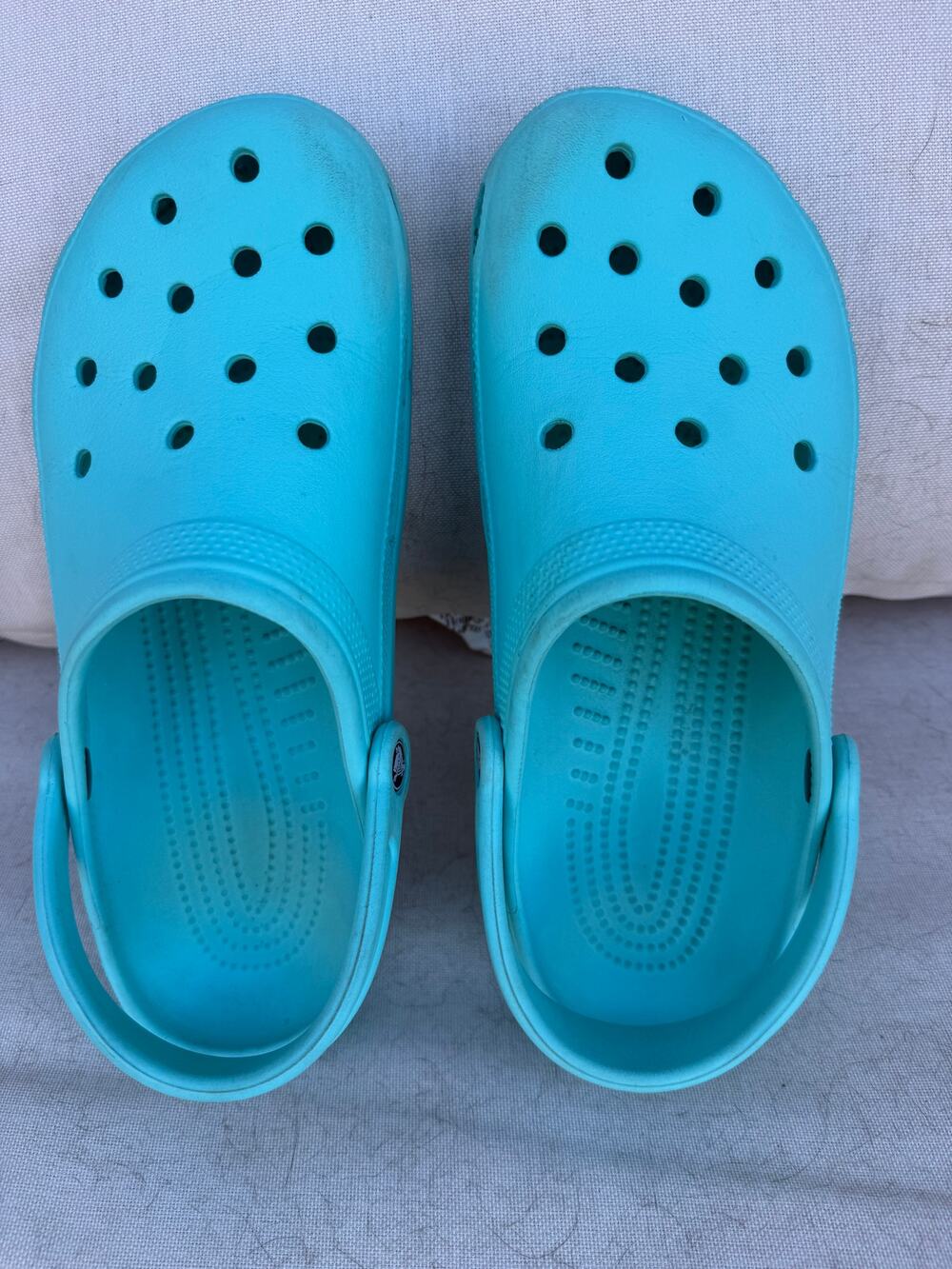 Crocs Classic Clogs Digital Aqua Retired Color Water Shoes Unisex M9 W11 Comfort